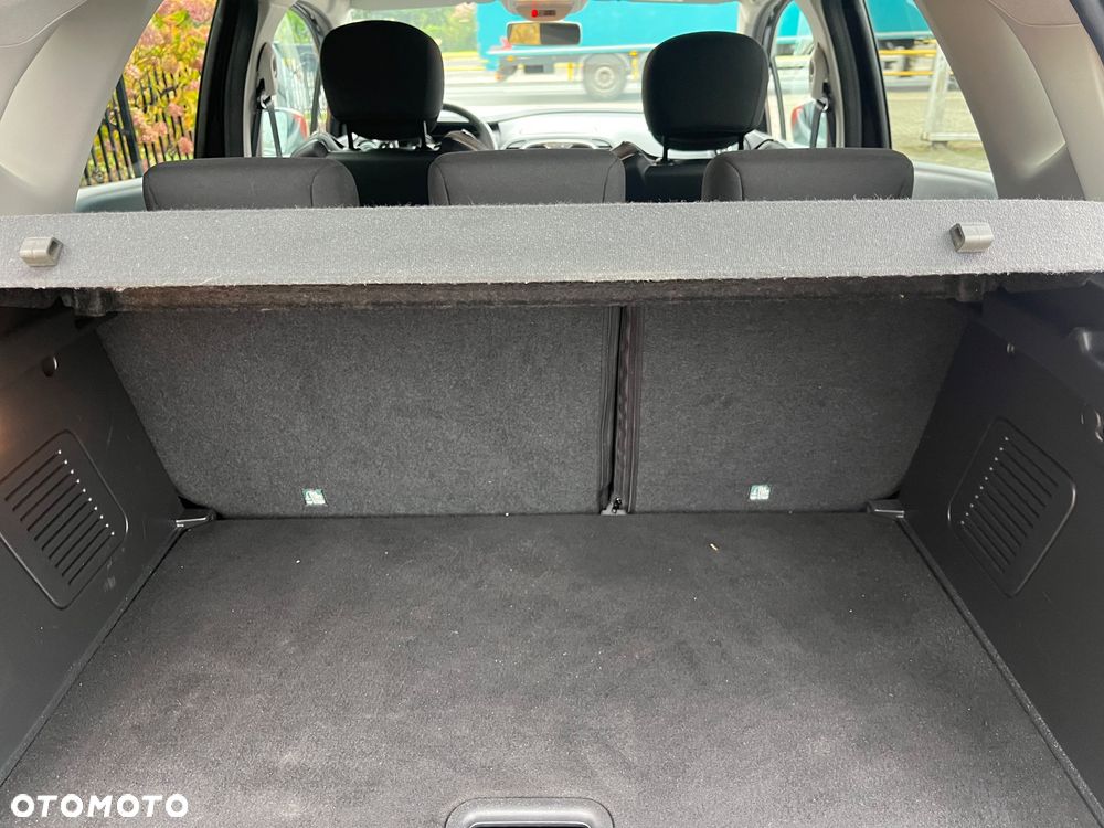 Renault Captur 1.2 TCe Helly Hansen EDC - 17