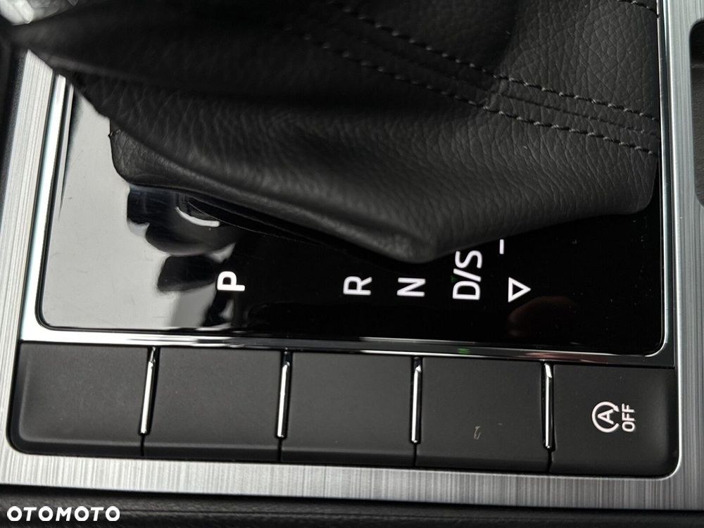 Skoda Superb 1.5 TSI Ambition DSG - 24