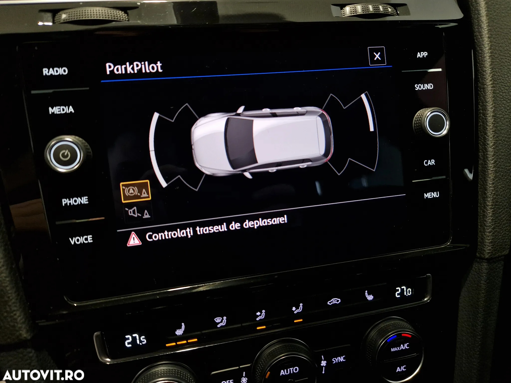 Volkswagen Golf 2.0 TSI DSG R - 24