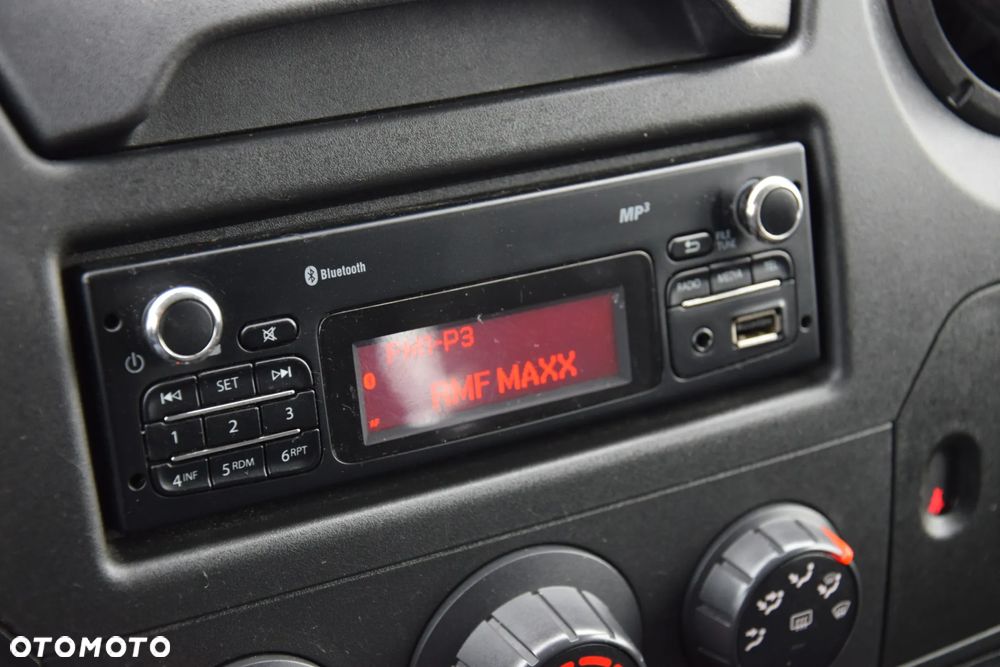 Renault MASTER / 2.3 - 150 KM / BRYGADÓWKA / DOKA / 7 OSOBOWY / DOSTAWCZE / BLASZAK / KLIMA / TEMPOMAT / SPROWADZONY - 30