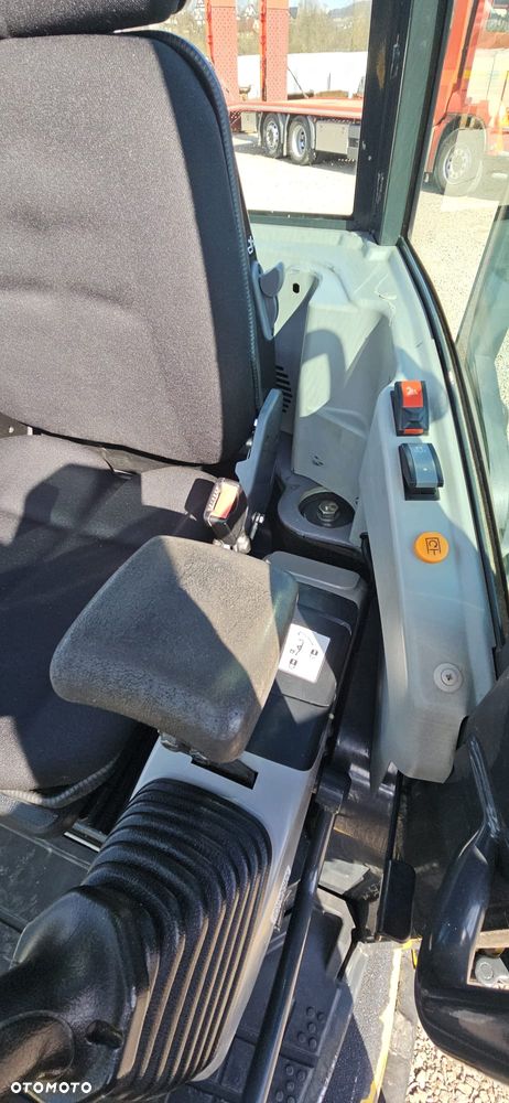 Komatsu PC 55 MR-5MO - 28