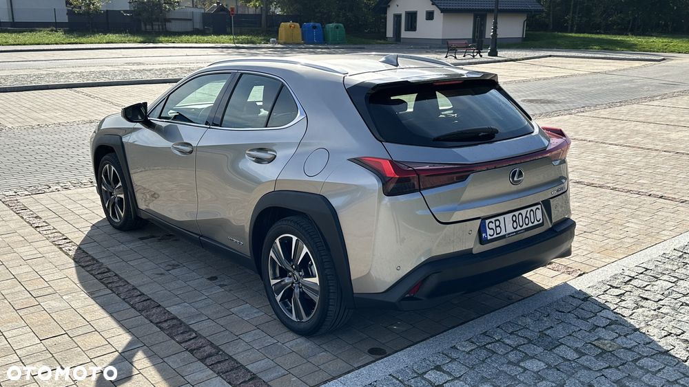 Lexus UX 250h GPF Prestige AWD - 11