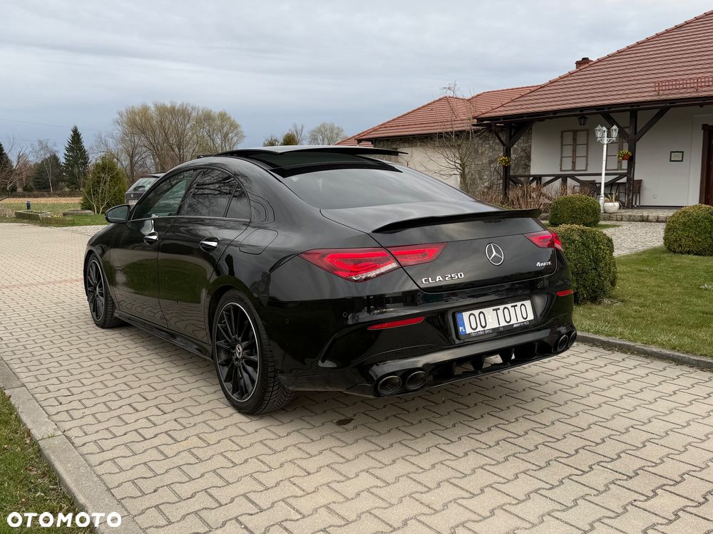 Mercedes-Benz CLA 250 4-Matic AMG Line 7G-DCT - 5