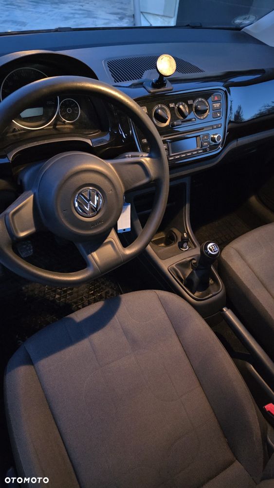 Volkswagen up! - 7