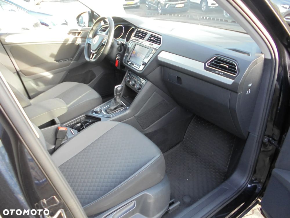 Volkswagen Tiguan 2.0 TDI SCR 4Motion (BlueMotion Techn.) DSG Highline - 11