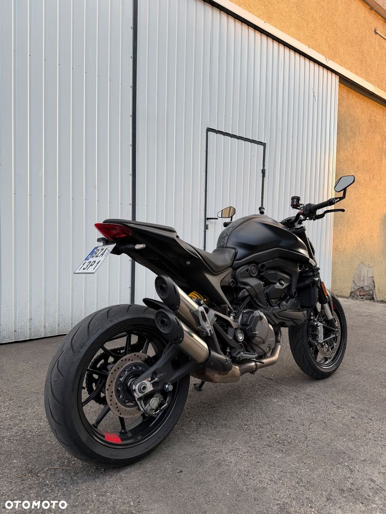 Ducati Monster - 11
