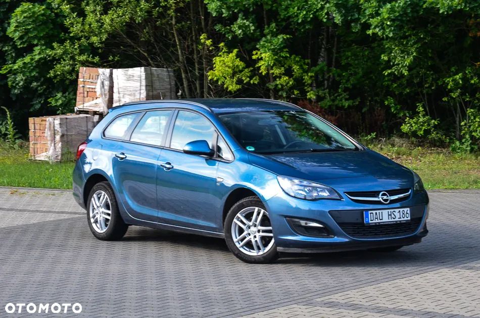 Opel Astra 1.6 Cosmo - 4