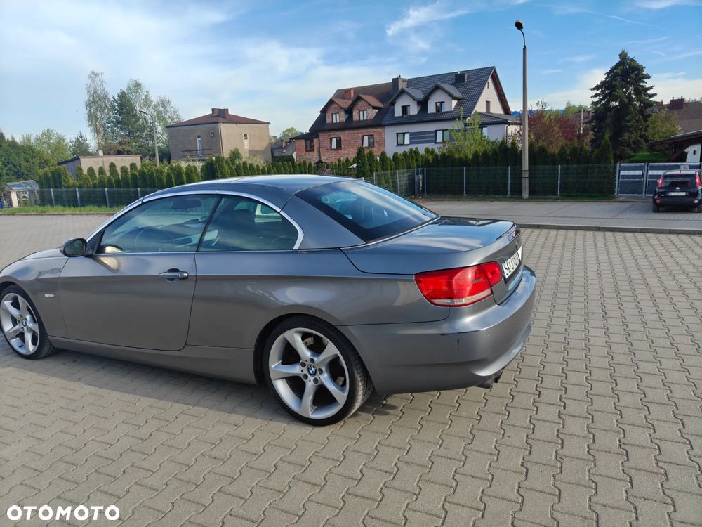 BMW Seria 3 330d - 2