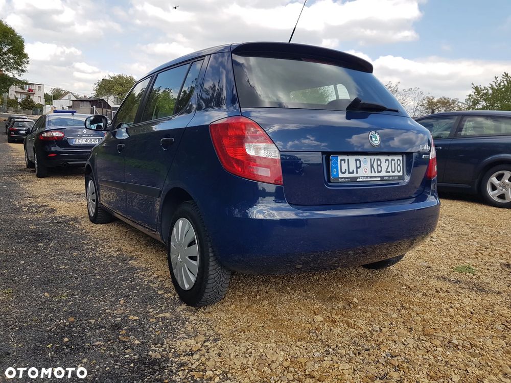 Skoda Fabia 1.2 HTP SPECIAL - 4