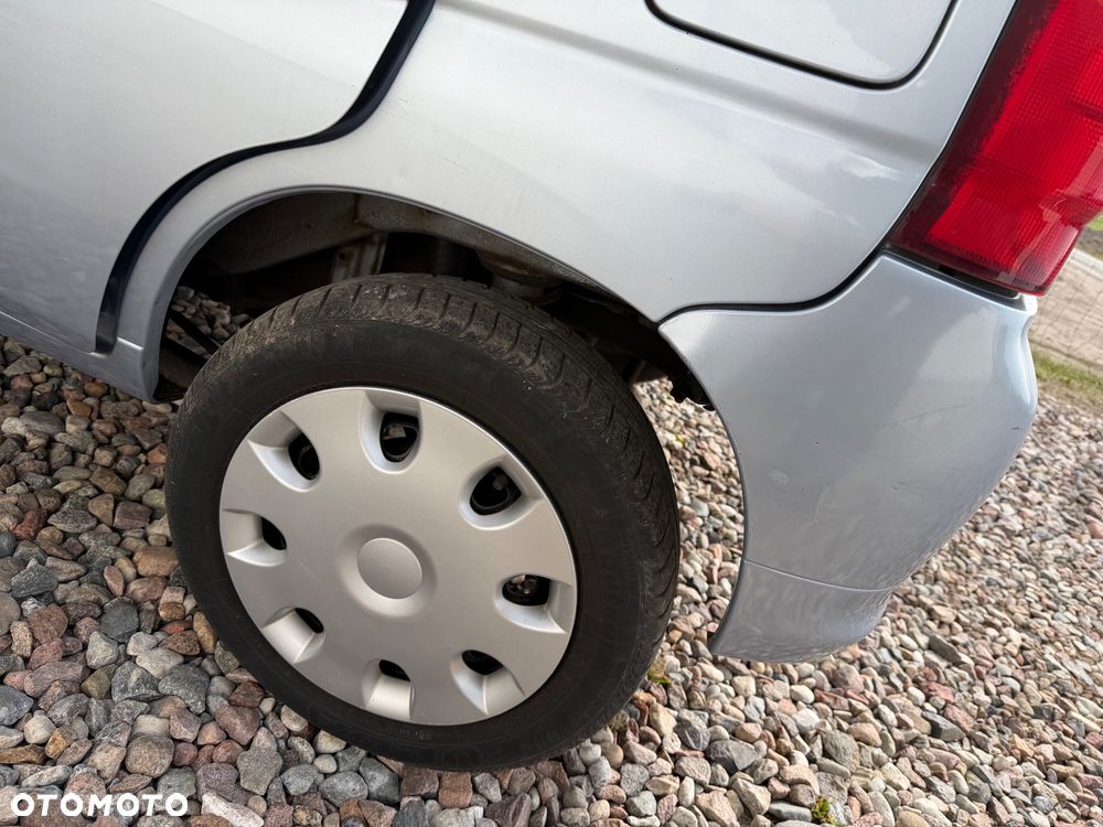 Suzuki Alto 1.1 GL - 20