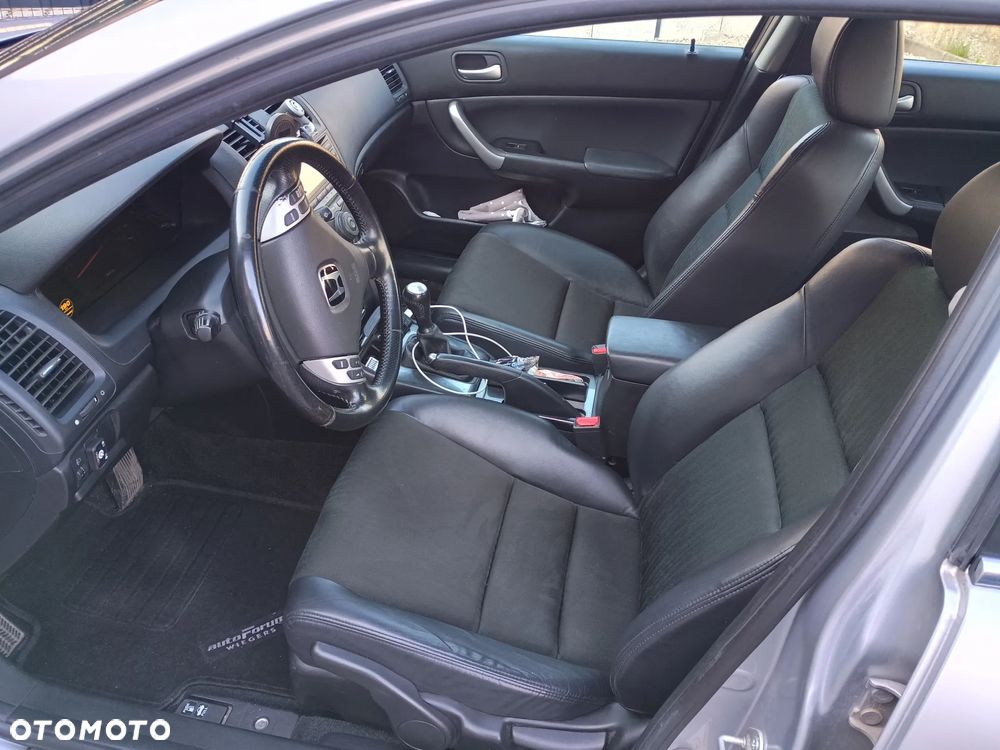 Honda Accord 2.0 Sport - 4