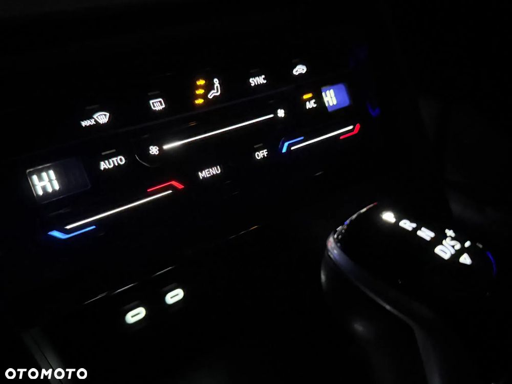 Volkswagen Tiguan 2.0 TDI SCR DSG Elegance - 34