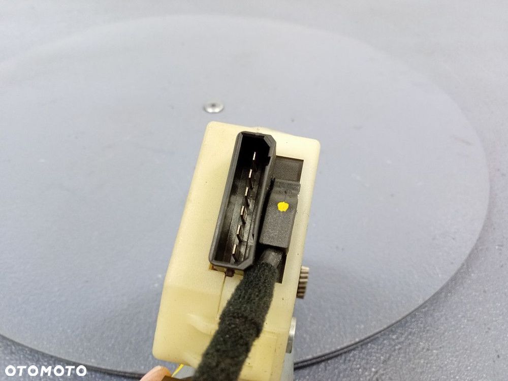 AUDI A6 C5 A4 B6 SILNICZEK SZYBERDACHU 4B0959591 - 5