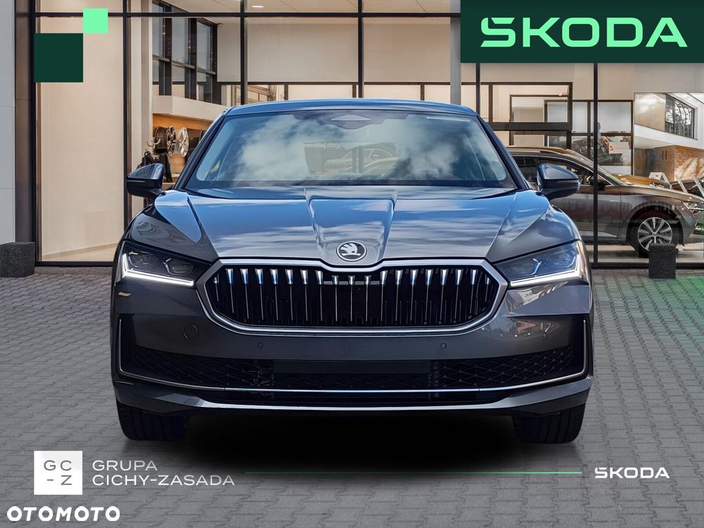 Skoda Superb 2.0 TDI SCR 4x4 L&K DSG - 9