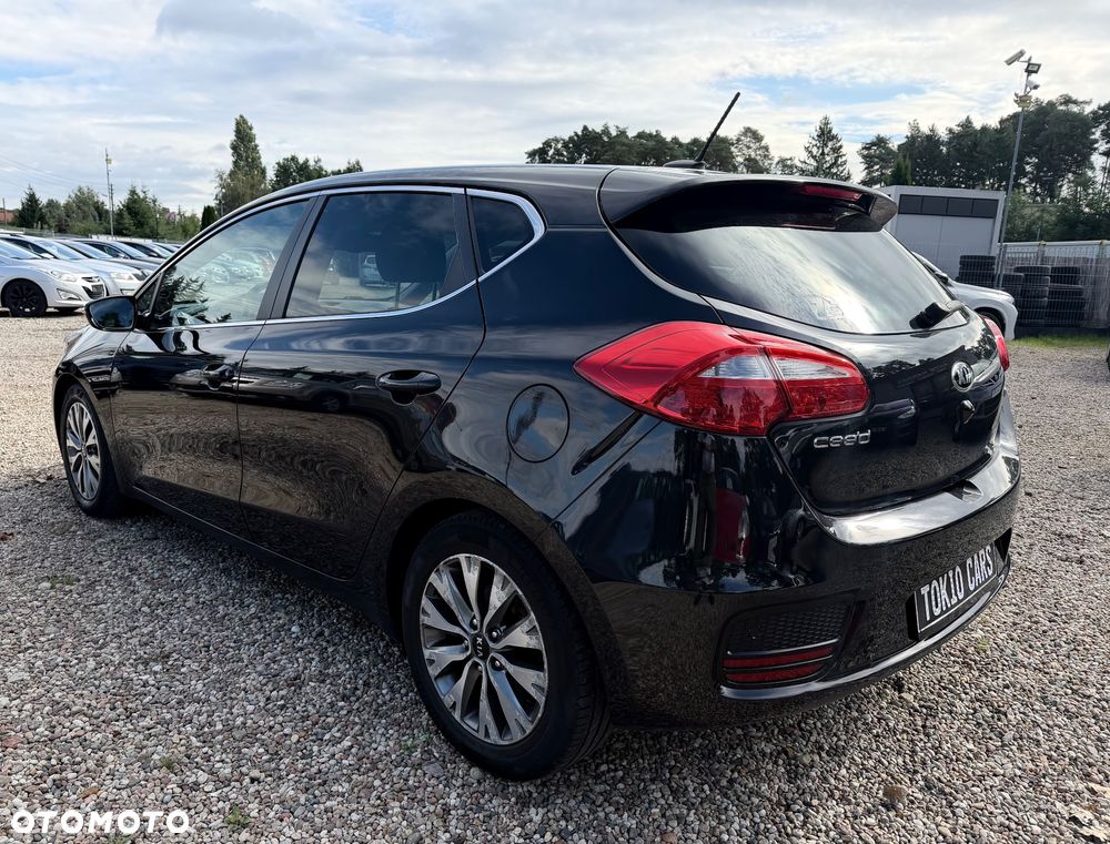 Kia Ceed - 6
