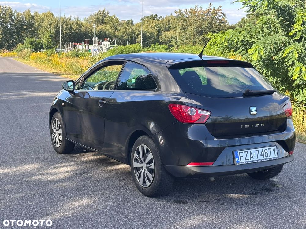Seat Ibiza SC 1.4 16V Entry - 4