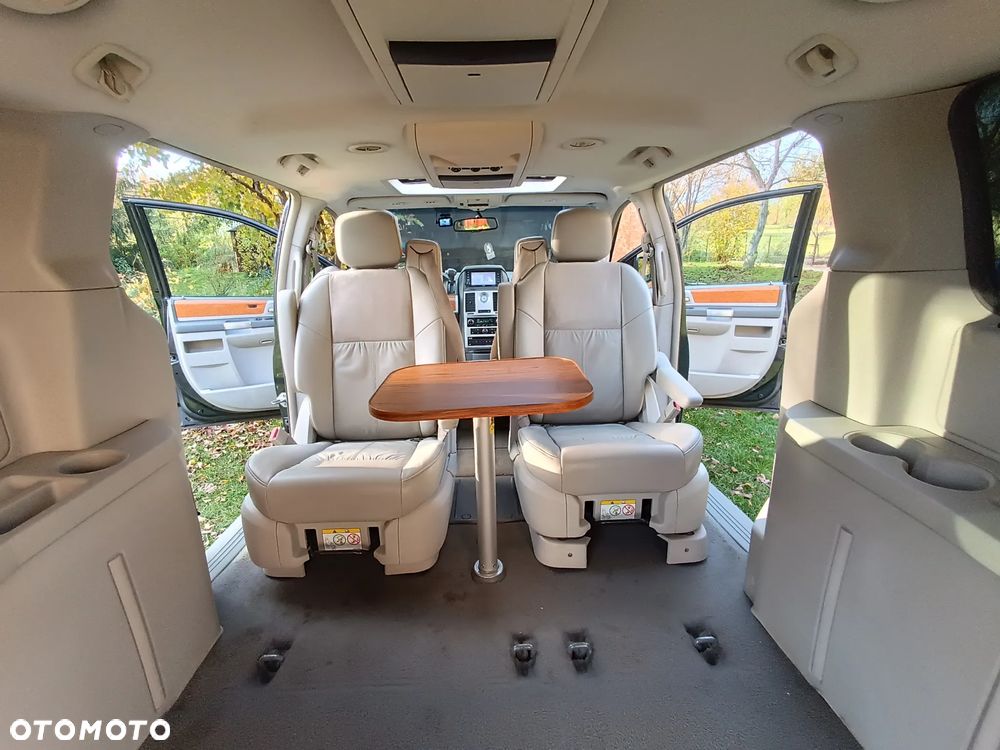 Chrysler Town & Country 4.0 Limited - 16