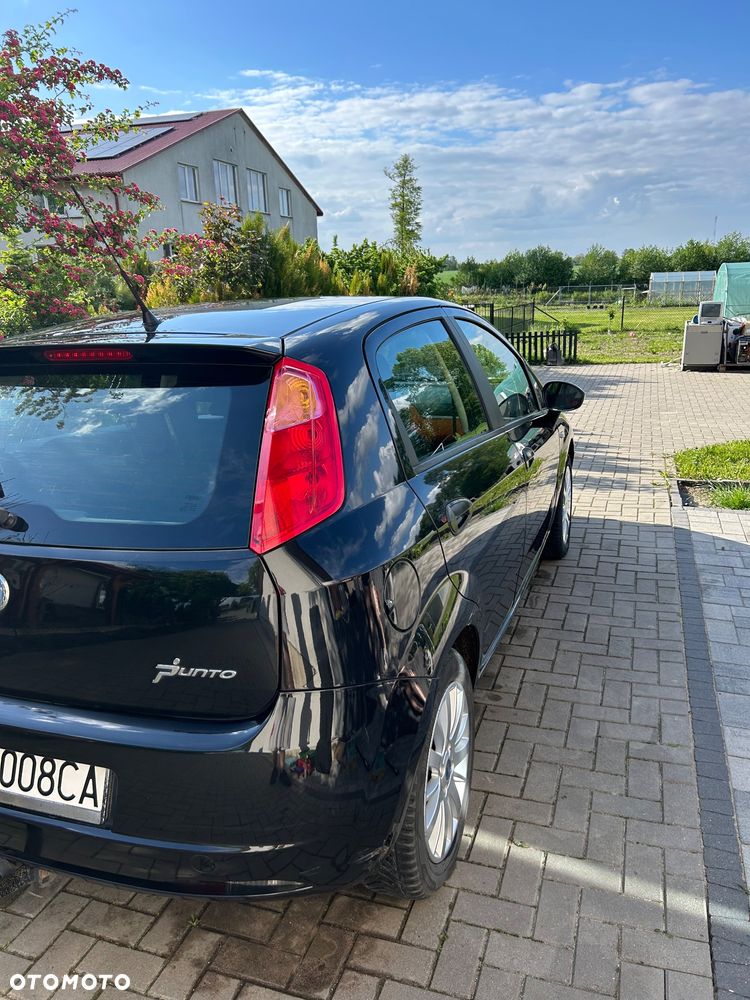 Fiat Punto 1.4 16V Dynamic - 7