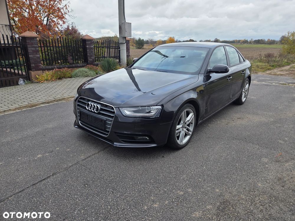 Audi A4 Limousine