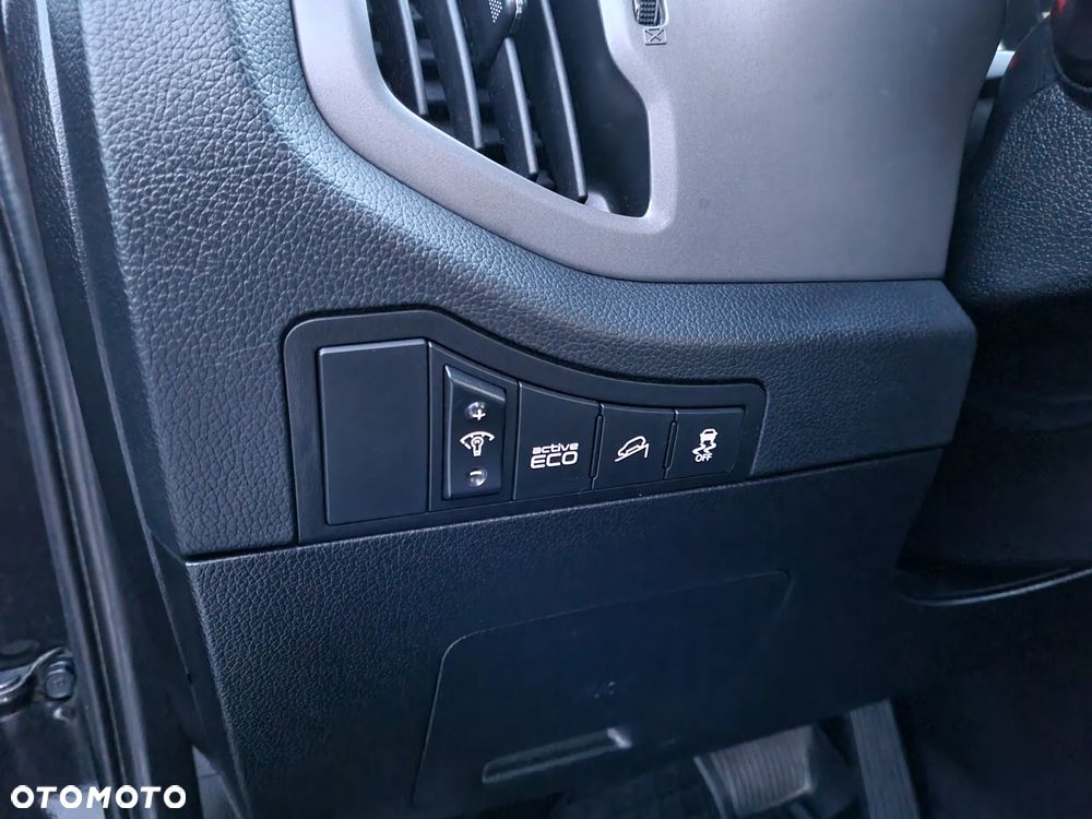 Kia Sportage 2.0 CRDI 184 AWD Platinum Edition - 38