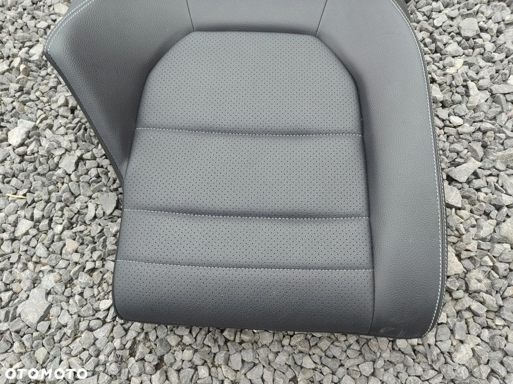 MERCEDES W204 Coupe Lift Kanapa Tylna Biała Nić - 30