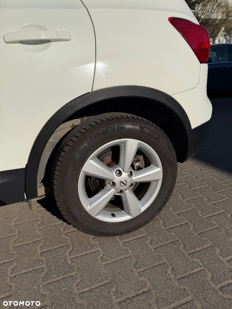Nissan Qashqai - 10