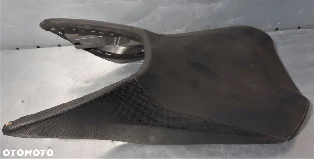 KTM DUKE 125 390 ABS 17r kanapa siedzenie kierowcy - 1