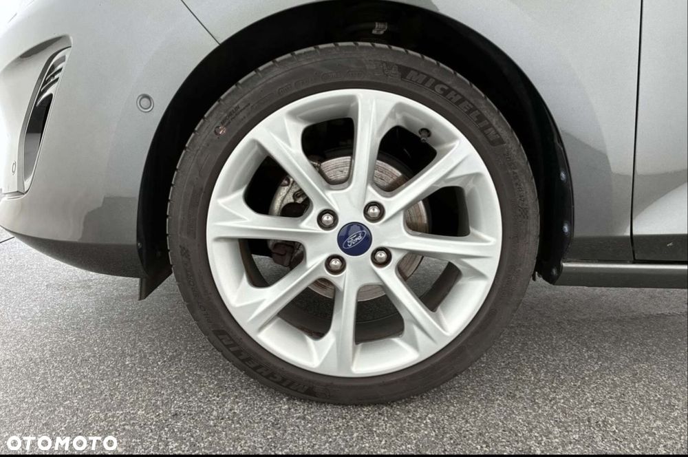 Ford Focus 1.0 EcoBoost Titanium - 11
