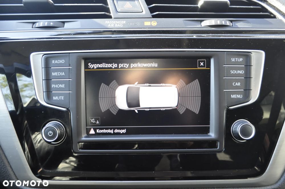 Volkswagen Touran 2.0 TDI BMT Special Edition DSG - 14