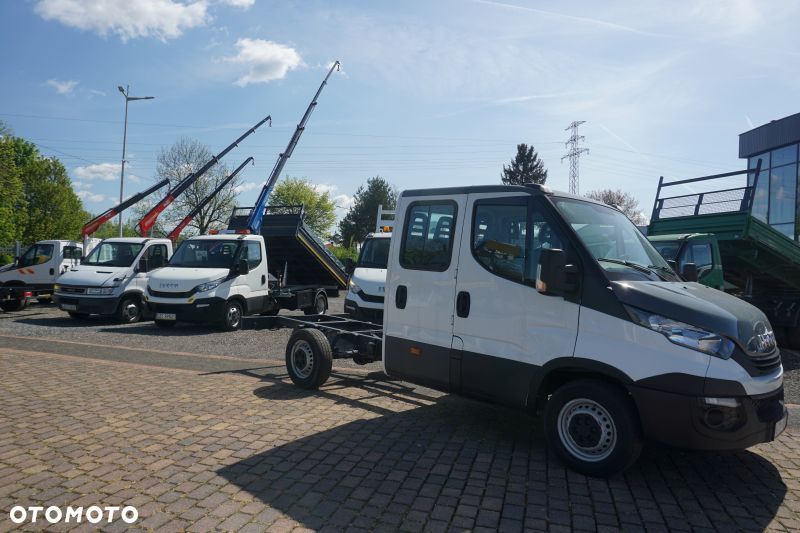 Iveco 35S12 doka brygadówka rama skrzynia wywrotka HDS - 3