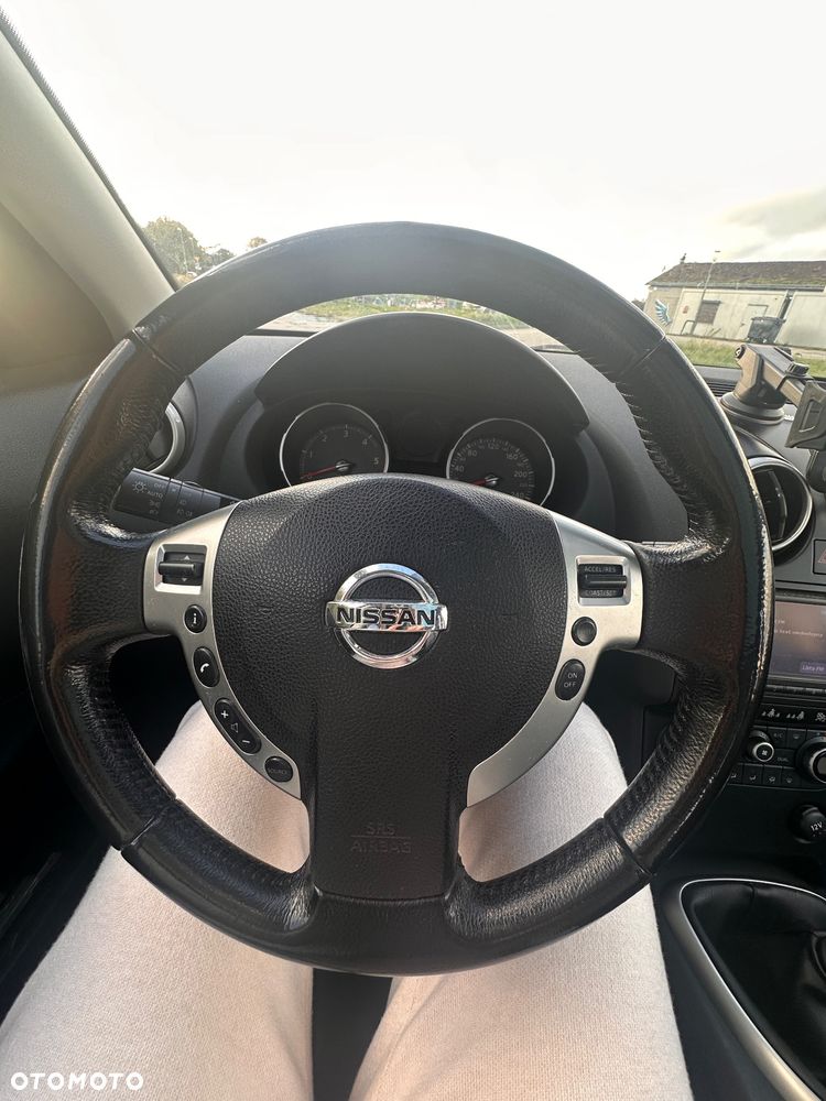 Nissan Qashqai+2 2.0 dCi 4x4 Tekna - 29