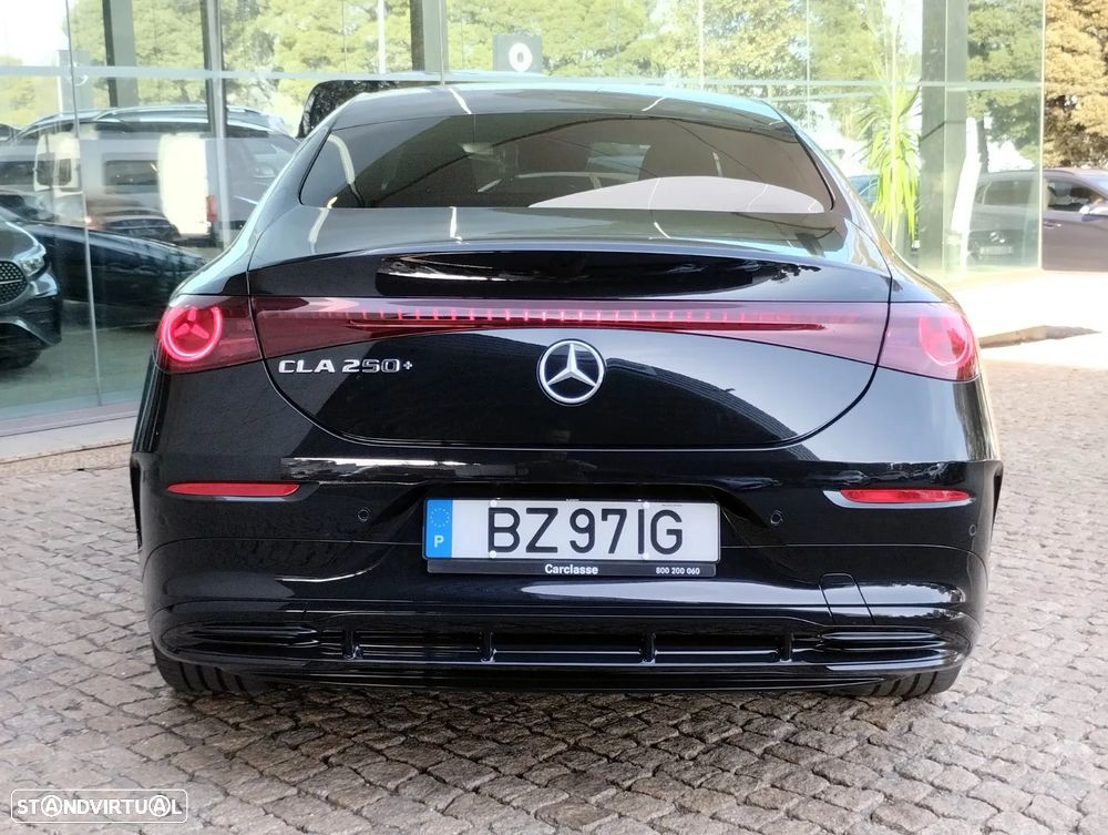 Mercedes-Benz CLA 250+ EQ - 17