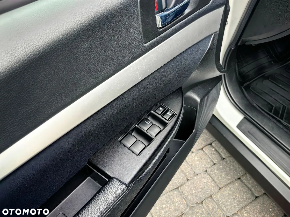 Subaru Outback 2.0D Trend - 10