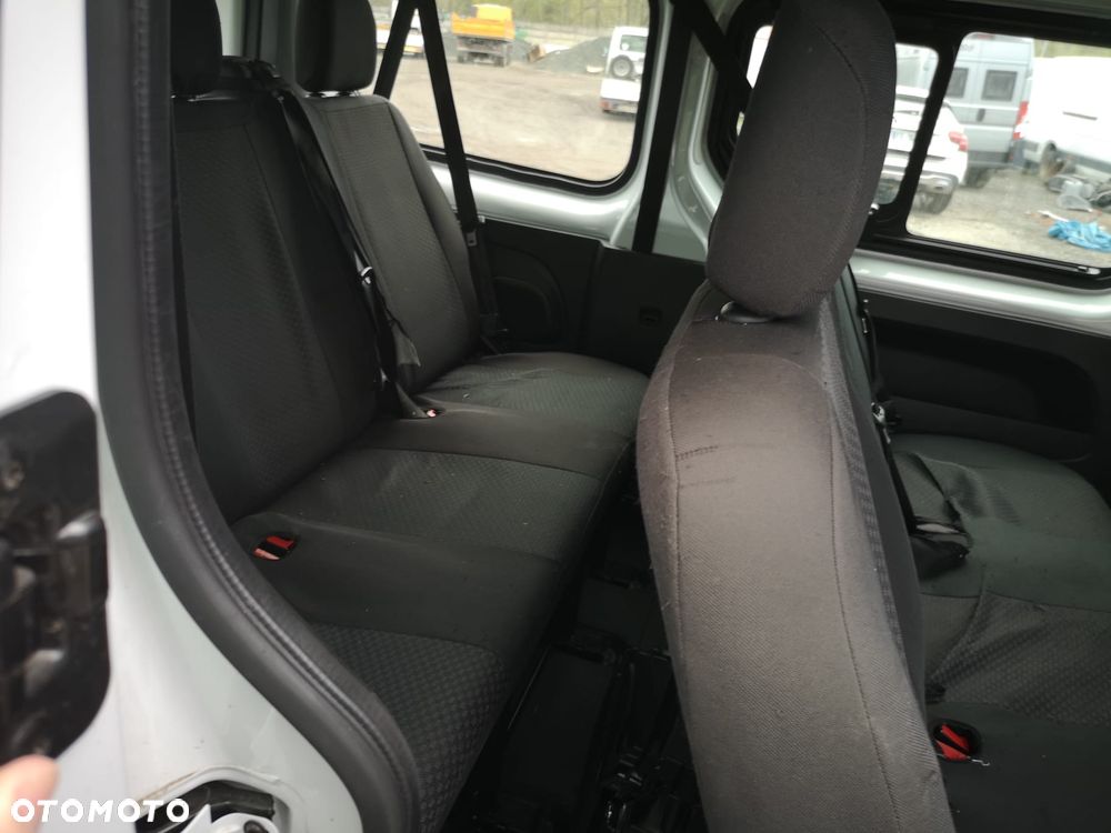 Renault Trafic Blue Grand Life - 26