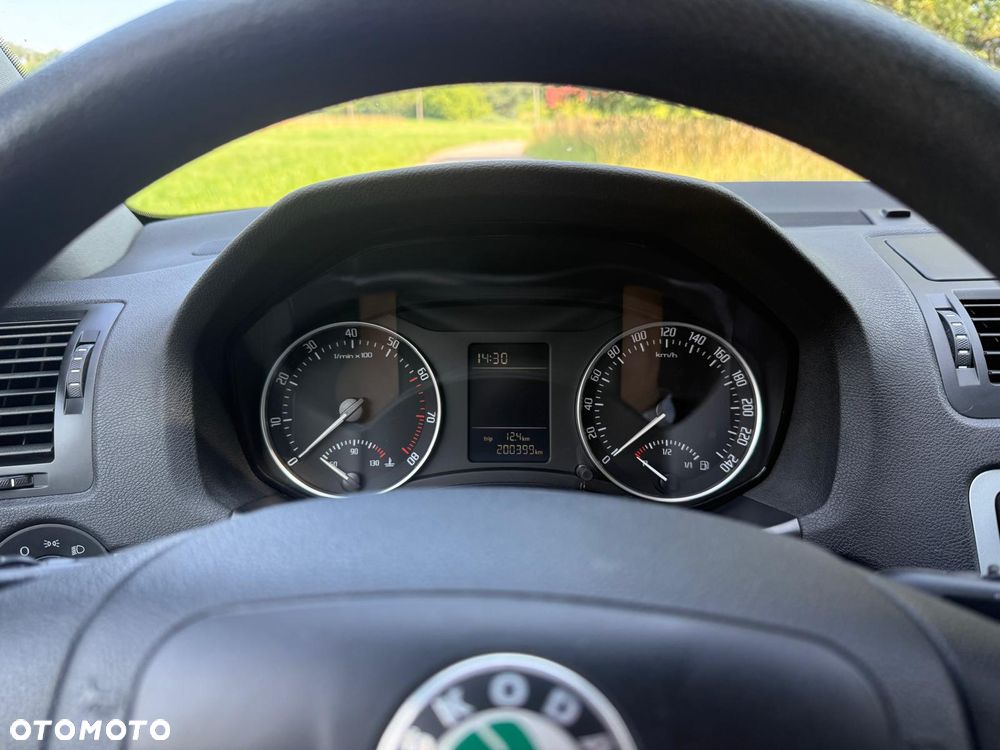 Skoda Octavia 1.4 TSI Ambiente - 4
