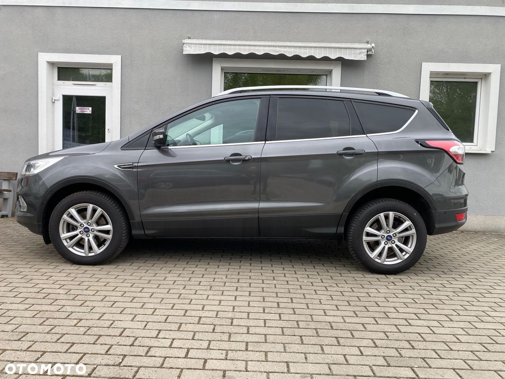 Ford Kuga 2.0 TDCi 2x4 Titanium - 13