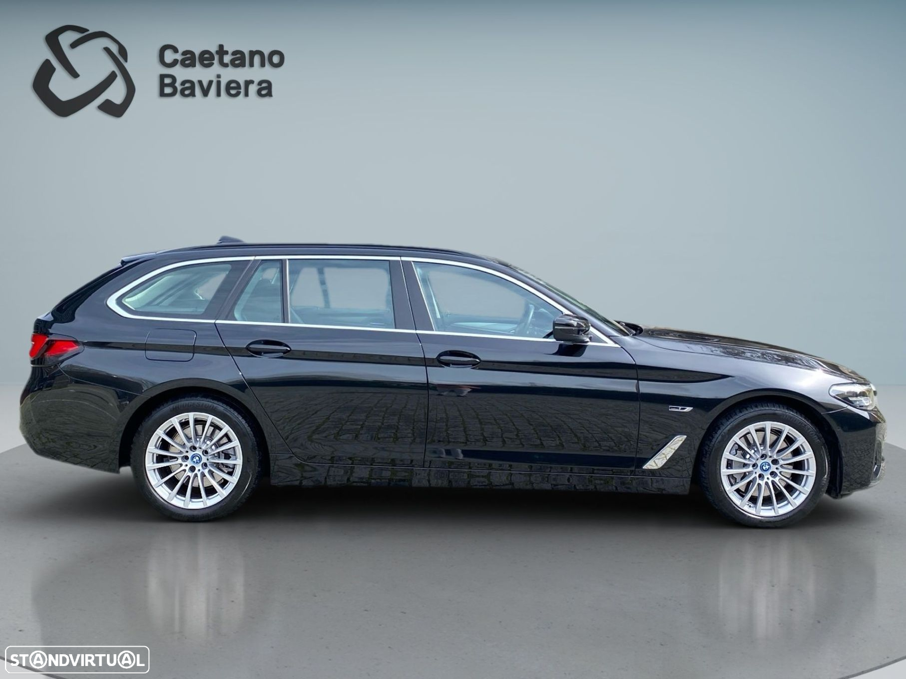 BMW 530 e - 23