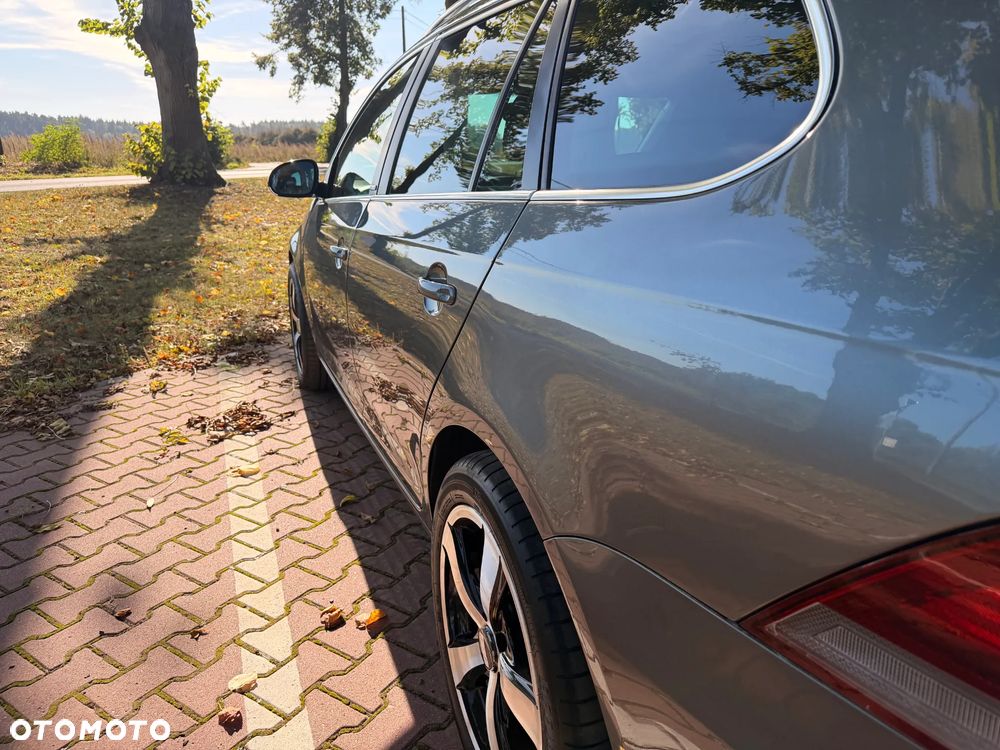 Volkswagen Golf - 24