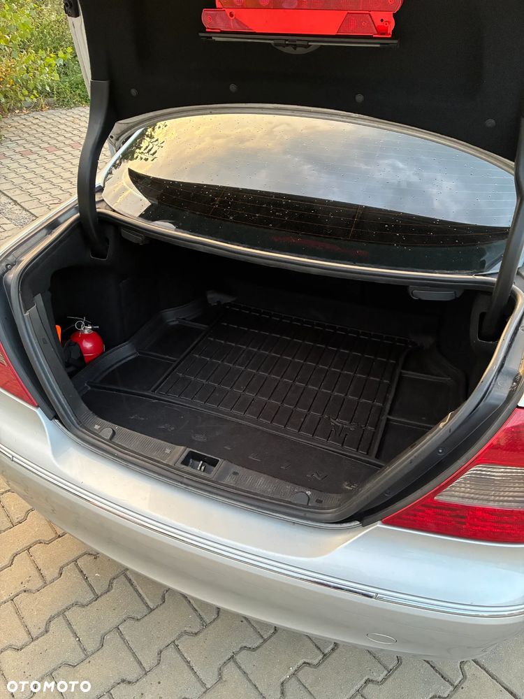 Mercedes-Benz CLK 220 CDI Avantgarde - 9