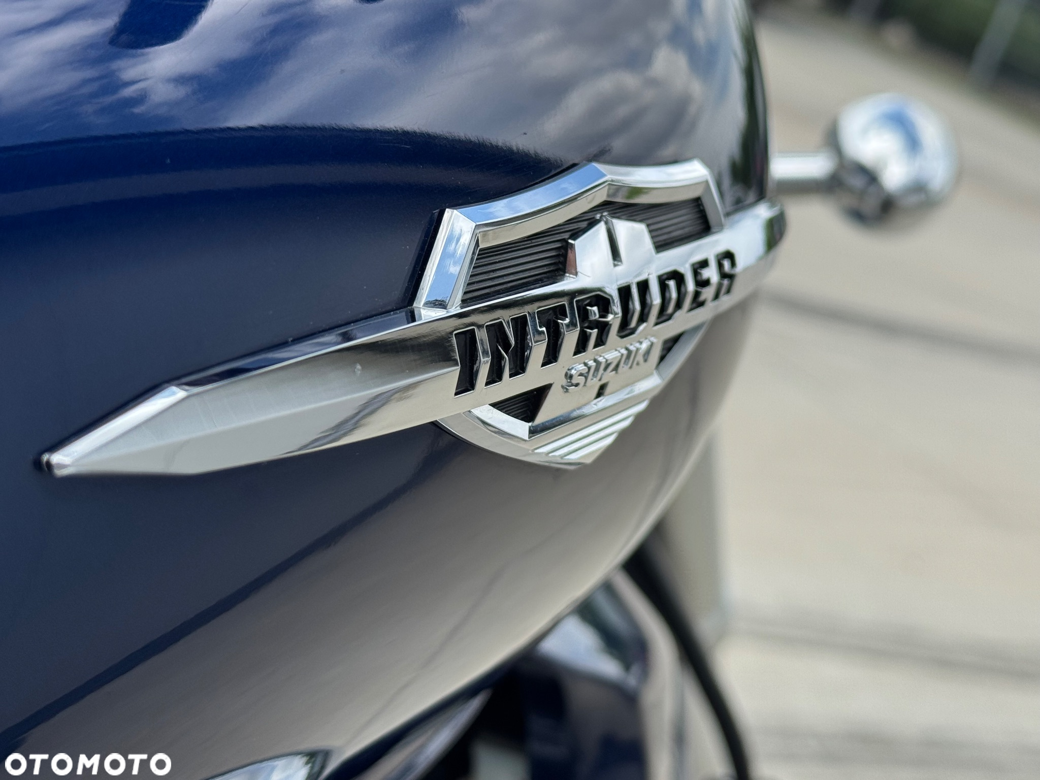 Suzuki Intruder - 31