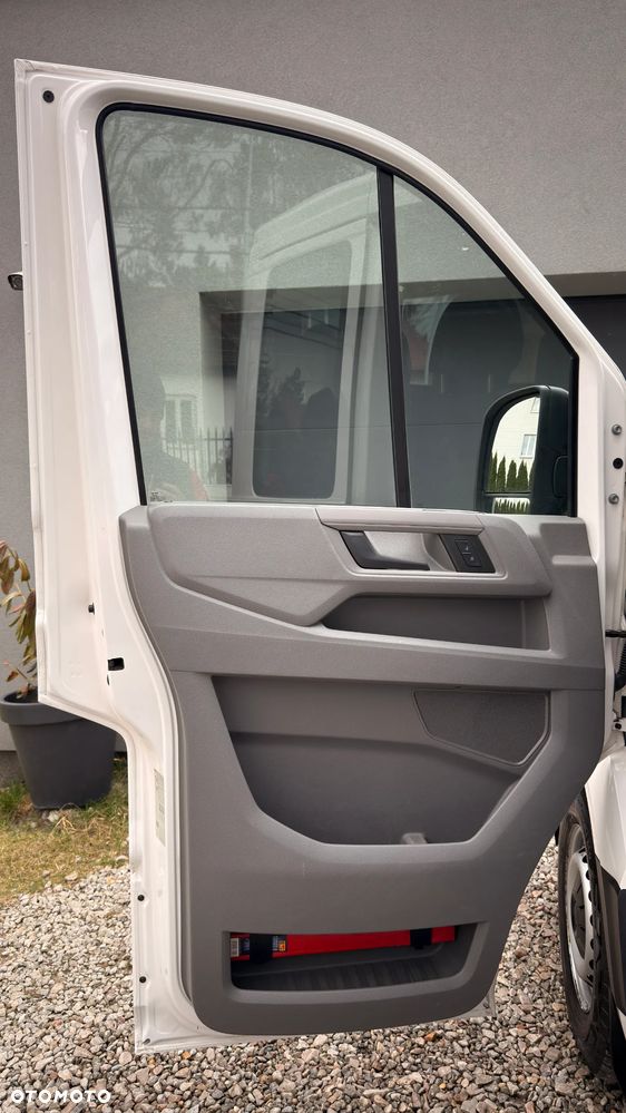 Volkswagen CRAFTER - 9