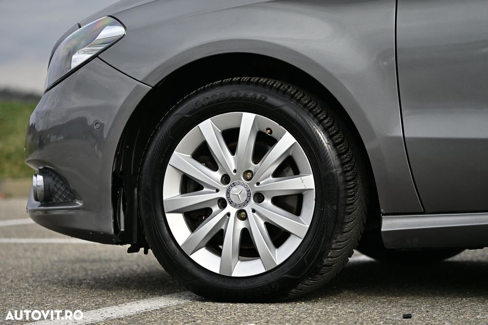 Mercedes-Benz B 200 - 12