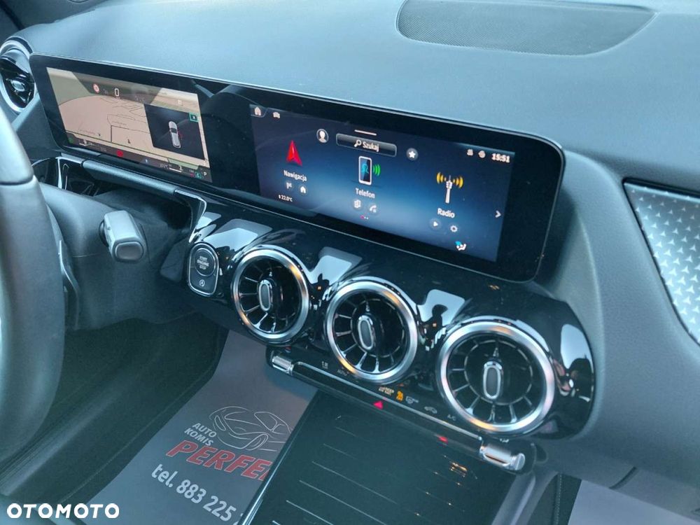 Mercedes-Benz GLA - 18