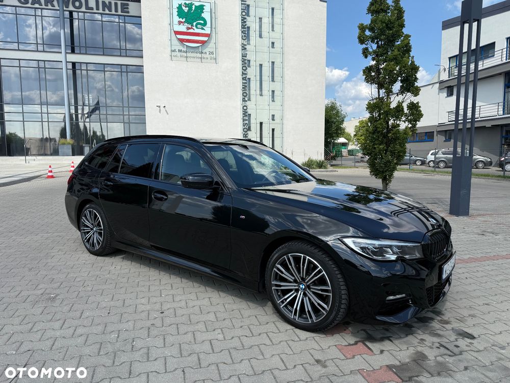 BMW Seria 3 320d Touring xDrive M Sport - 14