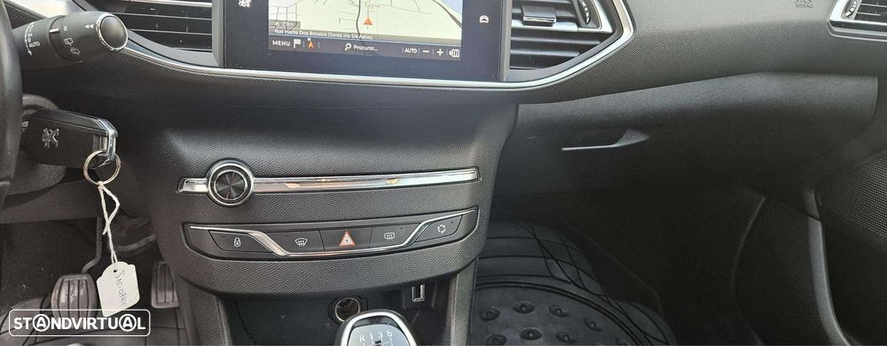 Peugeot 308 1.5 BlueHDi Business Line - 17