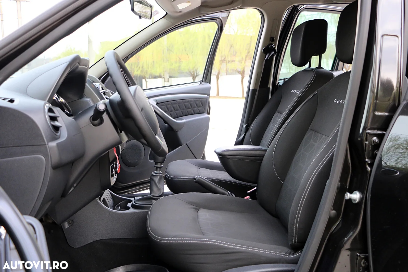 Dacia Duster 1.5 dCi 4x2 Laureate - 18