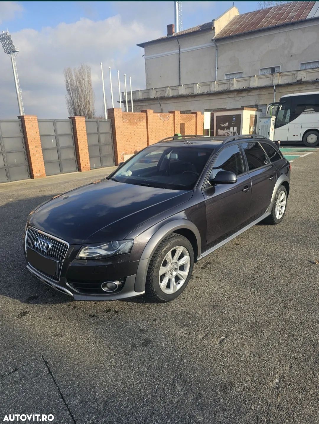 Audi A4 Allroad 2.0 TDI Quattro - 1