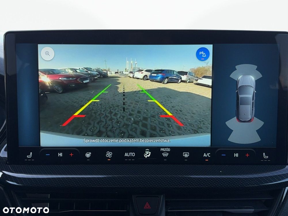 Ford Focus 1.0 EcoBoost ST-Line X - 26