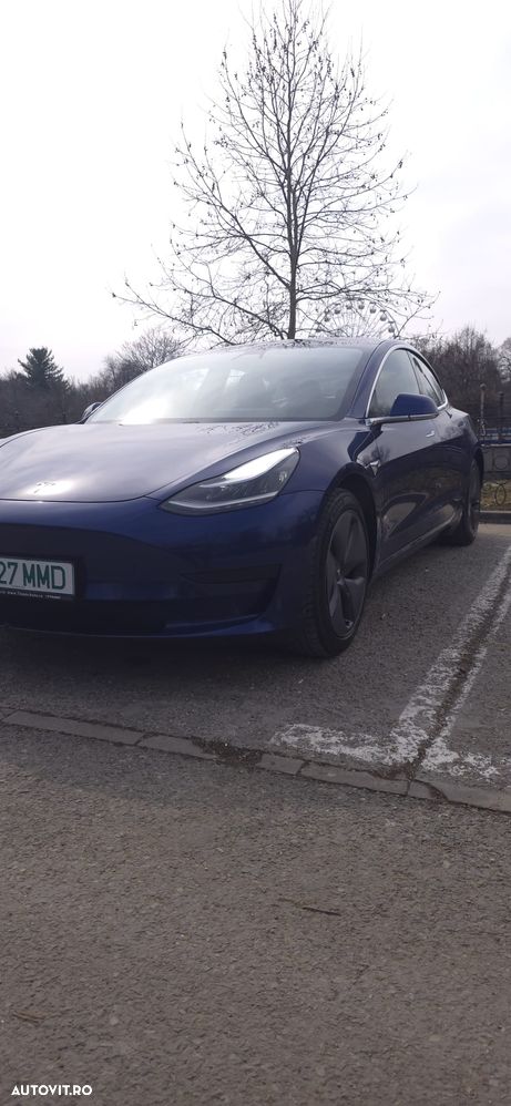 Tesla Model 3 Standard Reichweite Plus Hinterradantrieb - 2