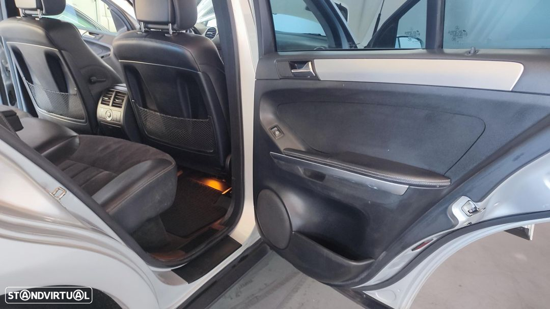 Mercedes-Benz ML 350 Standard - 31